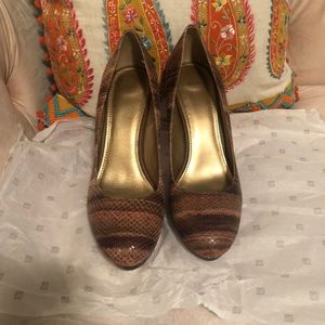 Circa Joan & David Brown Heels